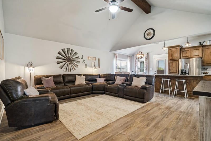 2324 Creek Drive, Granbury TX 76048 - Photo 4