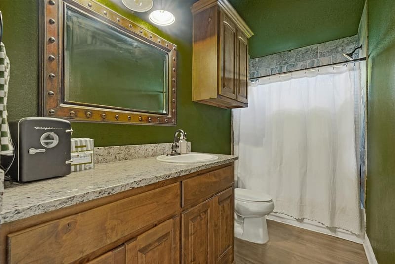 2324 Creek Drive, Granbury TX 76048 - Photo 21