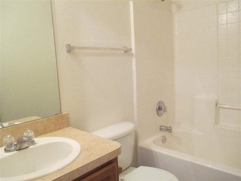 719 Hallvale Drive, White Settlement TX 76108 - Photo 9