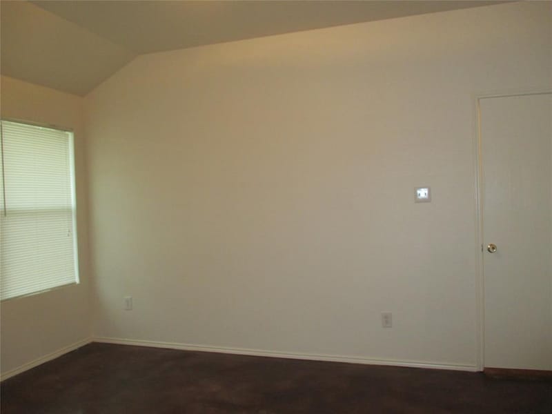 719 Hallvale Drive, White Settlement TX 76108 - Photo 10