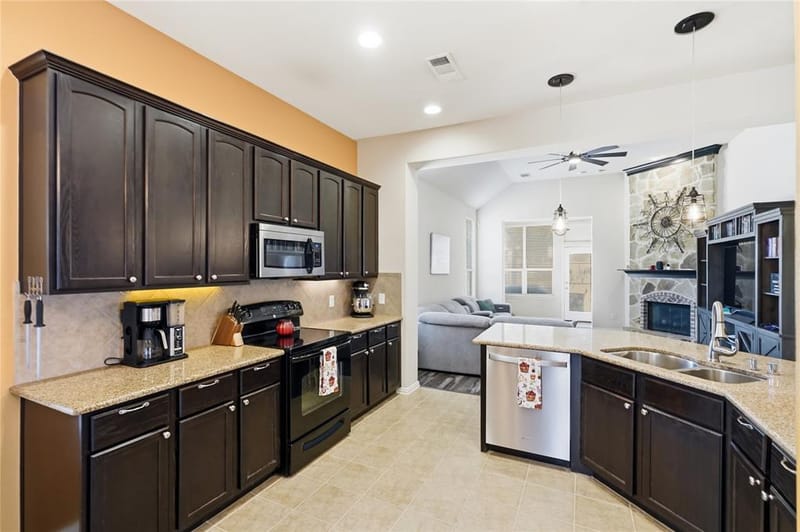 9452 Drovers View Trail, Fort Worth TX 76131 - Photo 5