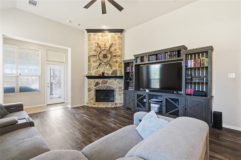 9452 Drovers View Trail, Fort Worth TX 76131 - Photo 10