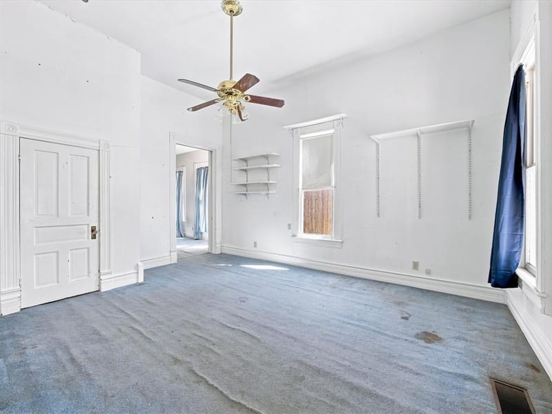 504 W Knox Street, Ennis TX 75119 - Photo 12
