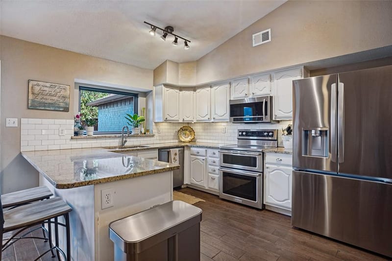 4320 Hillshire Court, Flower Mound TX 75028 - Photo 10