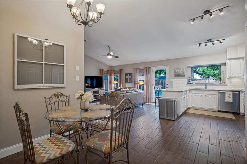 4320 Hillshire Court, Flower Mound TX 75028 - Photo 11