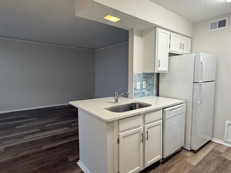 3624 Parkridge Drive # 214, Dallas TX 75234 - Photo 3