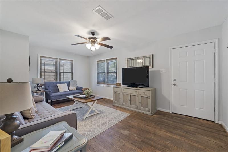2104 Columbus Avenue, Waco TX 76701 - Photo 9