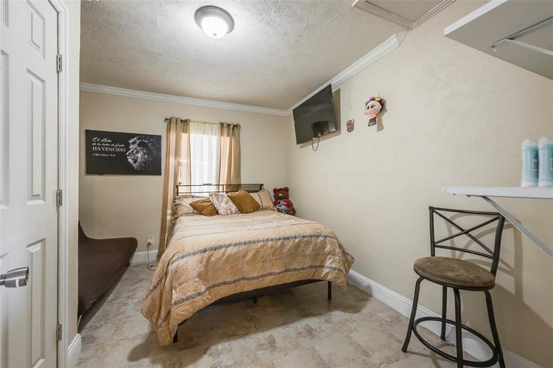 1616 Beaumont Street, Fort Worth TX 76106 - Photo 9