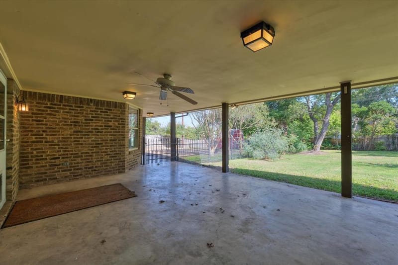 705 Poage Drive, Woodway TX 76712 - Photo 28