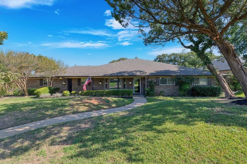 705 Poage Drive, Woodway TX 76712 - Photo 33