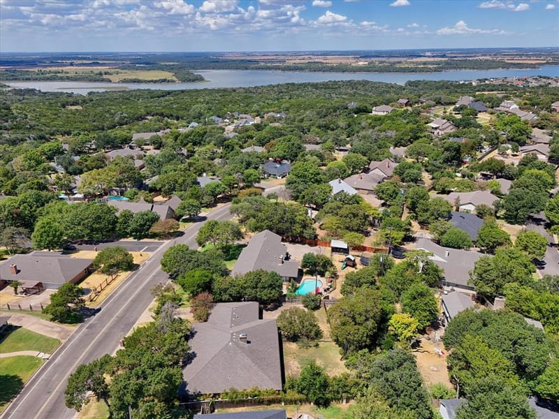 705 Poage Drive, Woodway TX 76712 - Photo 37