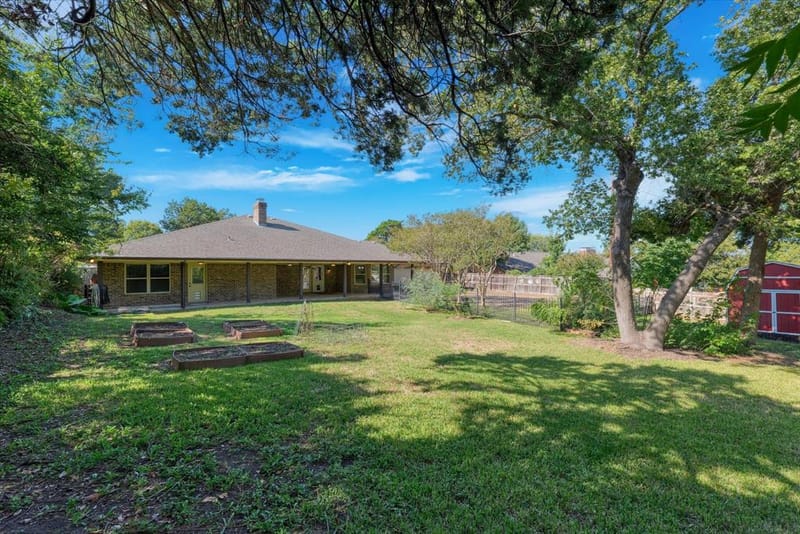 705 Poage Drive, Woodway TX 76712 - Photo 25