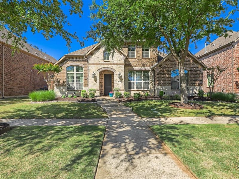 8841 Sutton Drive, Frisco TX 75035