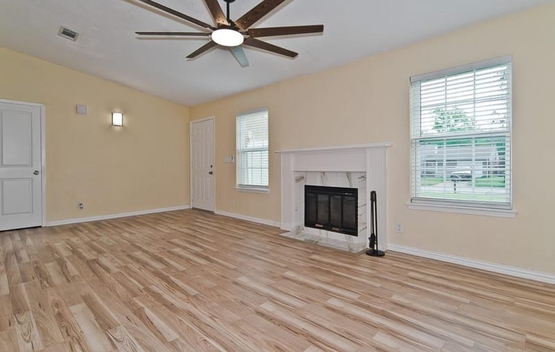 504 Circleview Drive, Mansfield TX 76063 - Photo 7
