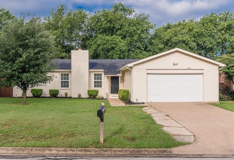504 Circleview Drive, Mansfield TX 76063