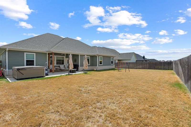 805 Forward Pass Drive, Hewitt TX 76643 - Photo 20