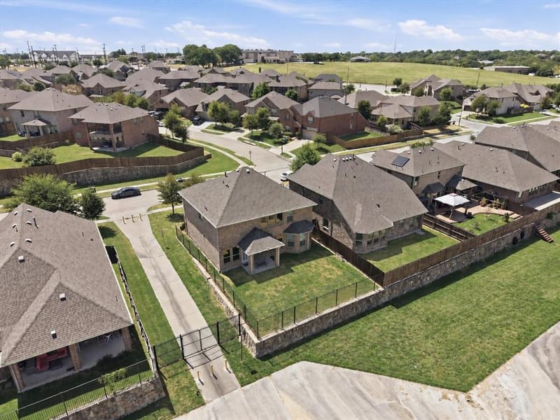 2025 Lake Front Trail, Garland TX 75043 - Photo 31