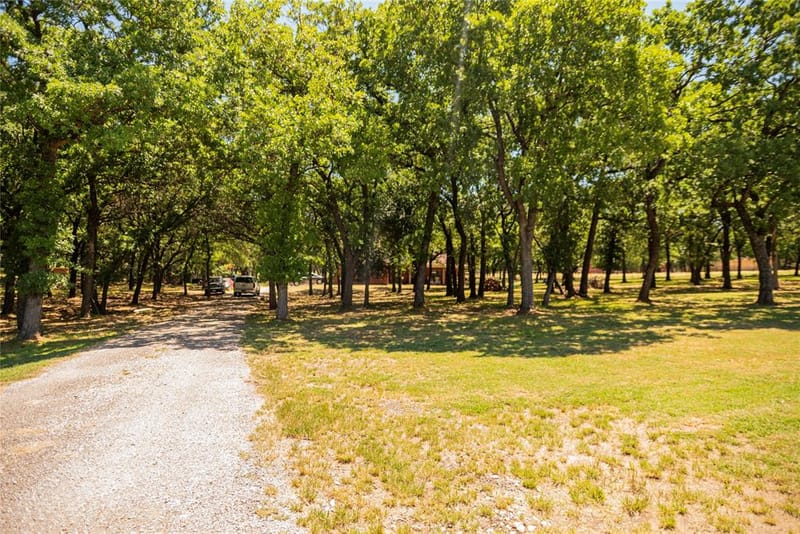 696 Indian Trail, Decatur TX 76234 - Photo 7