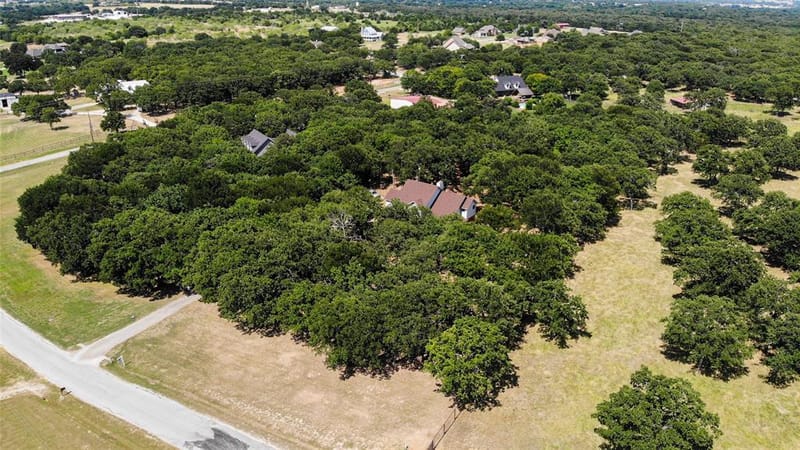 696 Indian Trail, Decatur TX 76234 - Photo 35