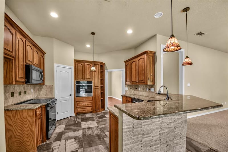 136 Arapahoe Ridge, Weatherford TX 76087 - Photo 18