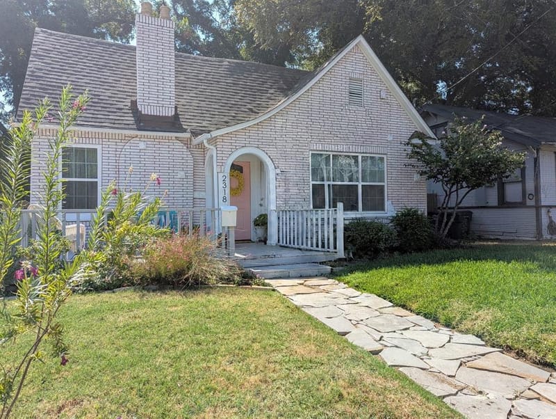 2318 Poplar Street, Dallas TX 75215