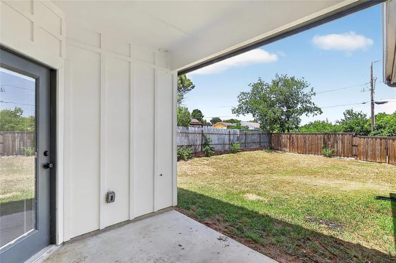 3208 31st Street, Fort Worth TX 76106 - Photo 34