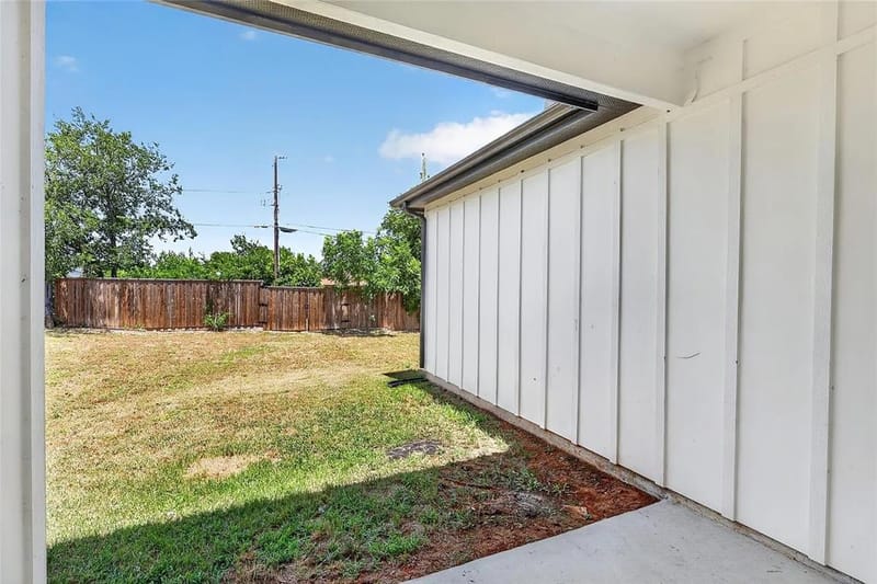 3208 31st Street, Fort Worth TX 76106 - Photo 33