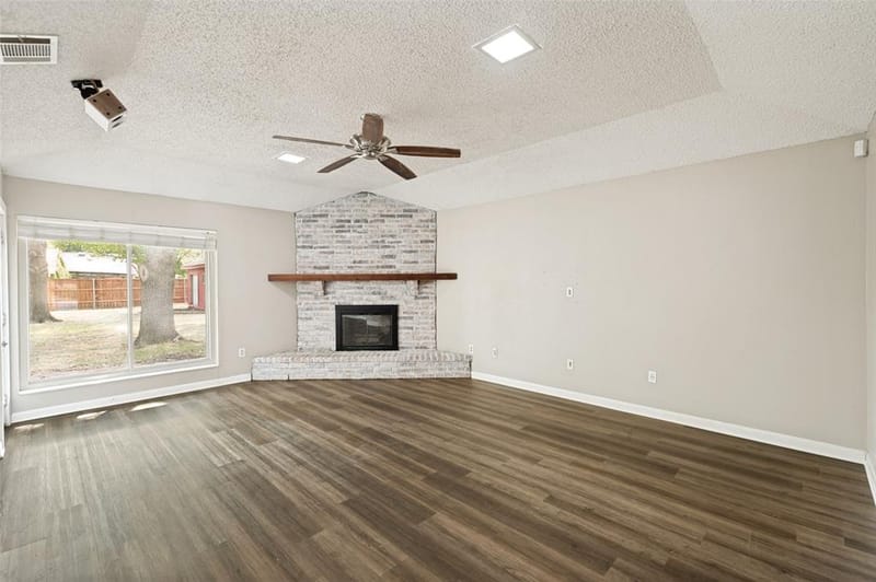 1909 Oak Hill Drive, Corinth TX 76210 - Photo 6