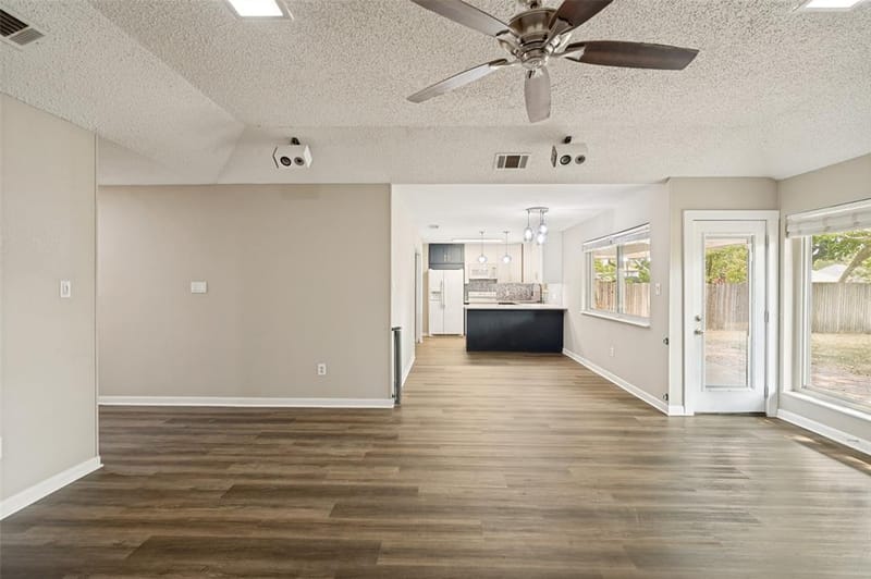 1909 Oak Hill Drive, Corinth TX 76210 - Photo 9
