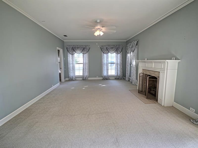 941 S Texas Street, De Leon TX 76444 - Photo 5