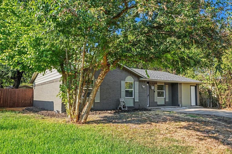 2429 February Lane, Grand Prairie TX 75050 - Photo 32