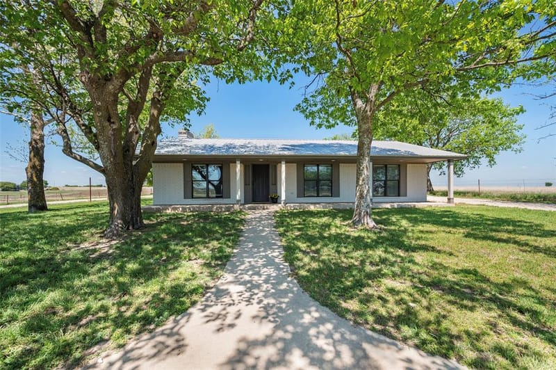 3949 County Road 302, Muenster TX 76252
