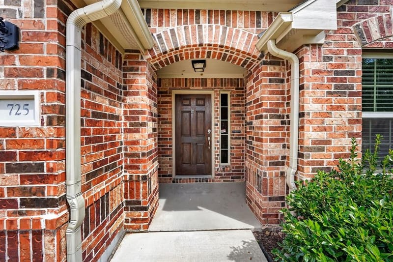 725 Bird Creek Drive, Little Elm TX 75068 - Photo 2