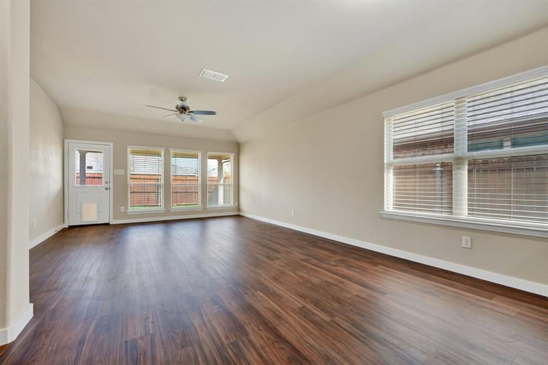 725 Bird Creek Drive, Little Elm TX 75068 - Photo 5