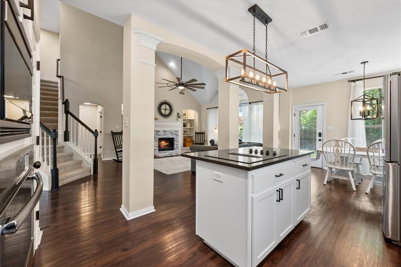 2014 Marie Weldon Lane, Arlington TX 76001 - Photo 13