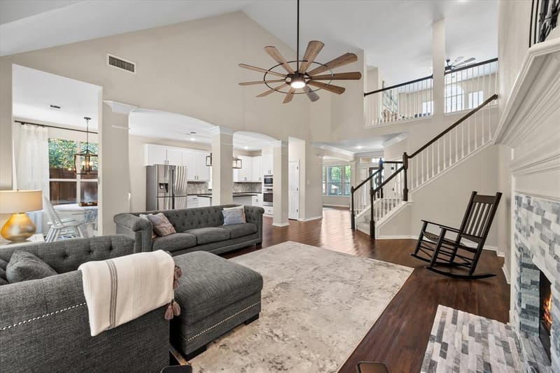 2014 Marie Weldon Lane, Arlington TX 76001 - Photo 10