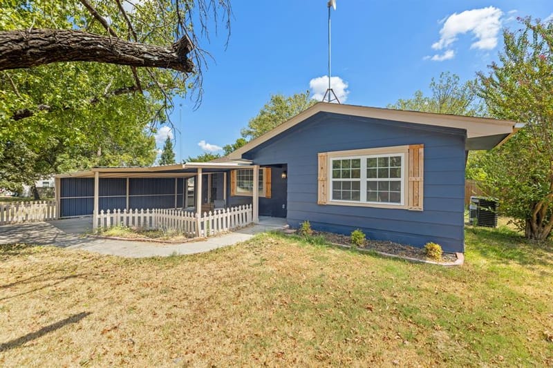 204 N 3rd Street, Celeste TX 75423 - Photo 6
