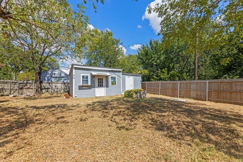 204 N 3rd Street, Celeste TX 75423 - Photo 34