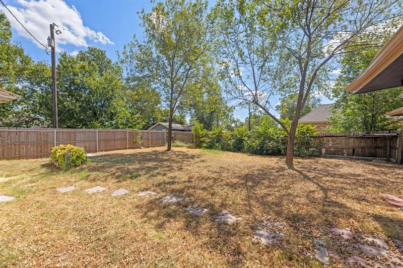 204 N 3rd Street, Celeste TX 75423 - Photo 31
