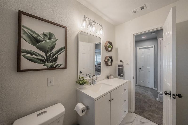 10866 Cassandra Way, Dallas TX 75228 - Photo 14