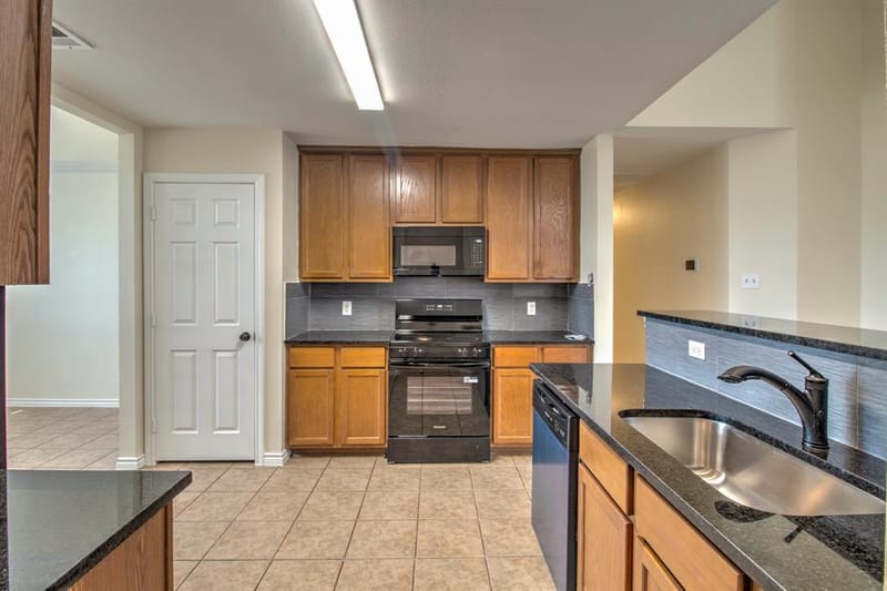 9001 Wild Rose Lane, Aubrey TX 76227 - Photo 4