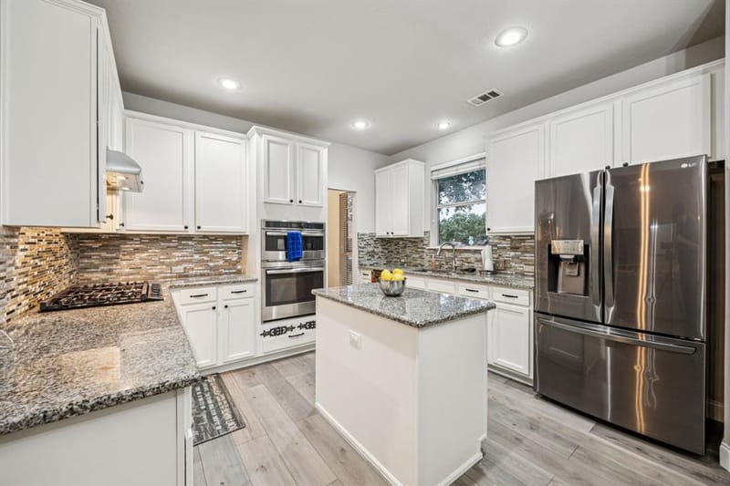5902 Ambassador Lane, Rowlett TX 75089 - Photo 9