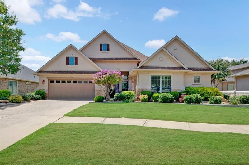 9941 Grandview Drive, Denton TX 76207 - Photo 2