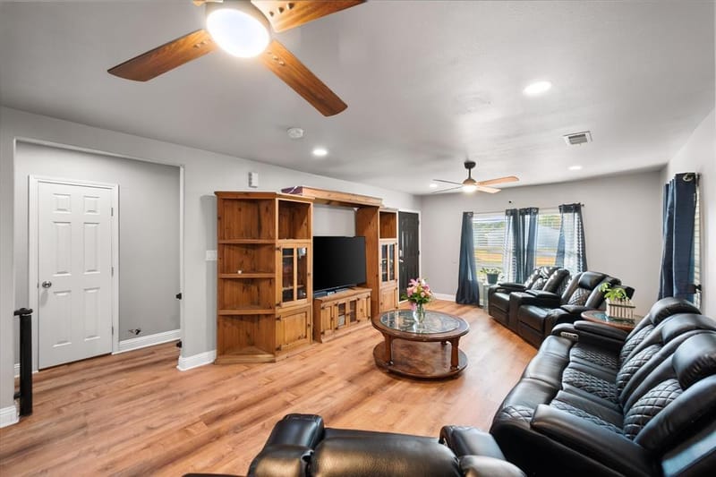 304 T A Carroll Avenue, Corsicana TX 75110 - Photo 15