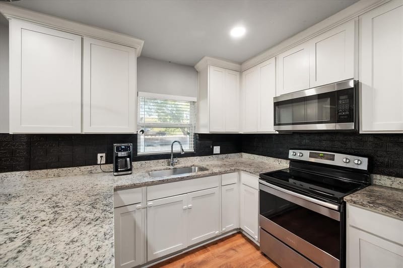 304 T A Carroll Avenue, Corsicana TX 75110 - Photo 11
