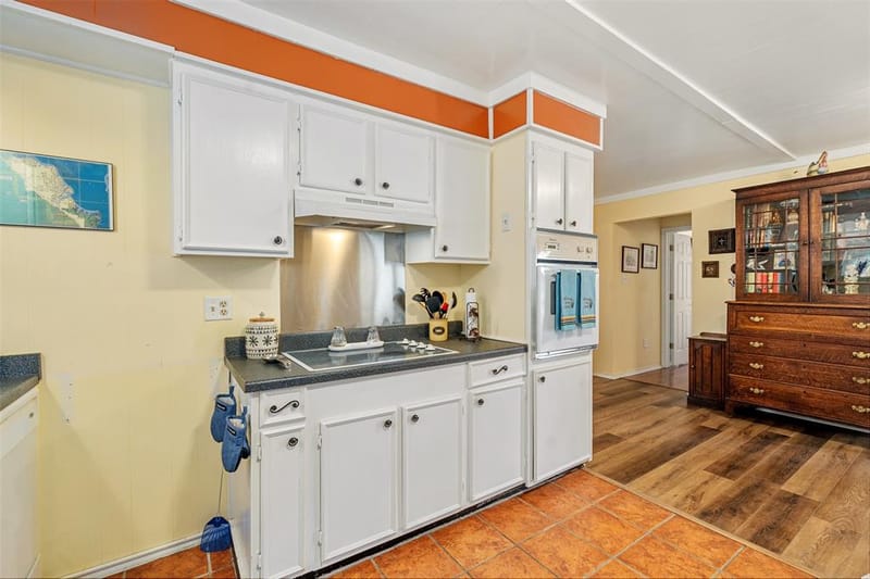 1210 Aloha Road, Tool TX 75143 - Photo 9