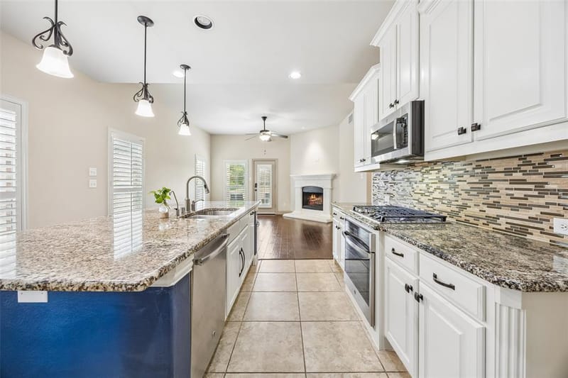 9709 Bardmore Place, McKinney TX 75072 - Photo 9