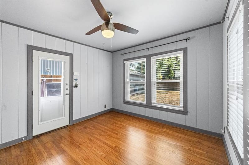 6050 Penrose Avenue, Dallas TX 75206 - Photo 17