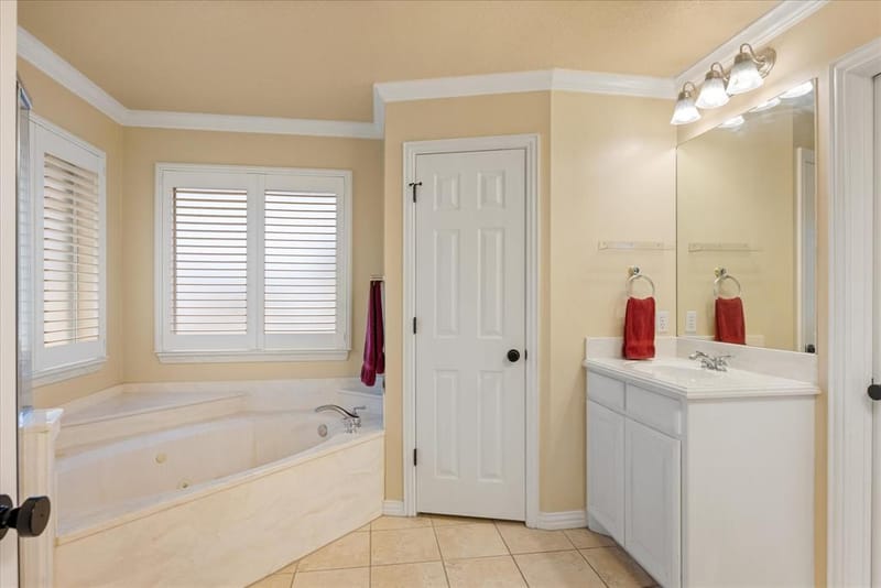313 Casas Del Norte Street, Granbury TX 76049 - Photo 21