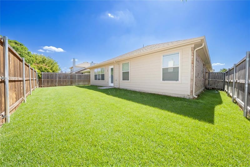 1713 Heron Drive, Aubrey TX 76227 - Photo 32